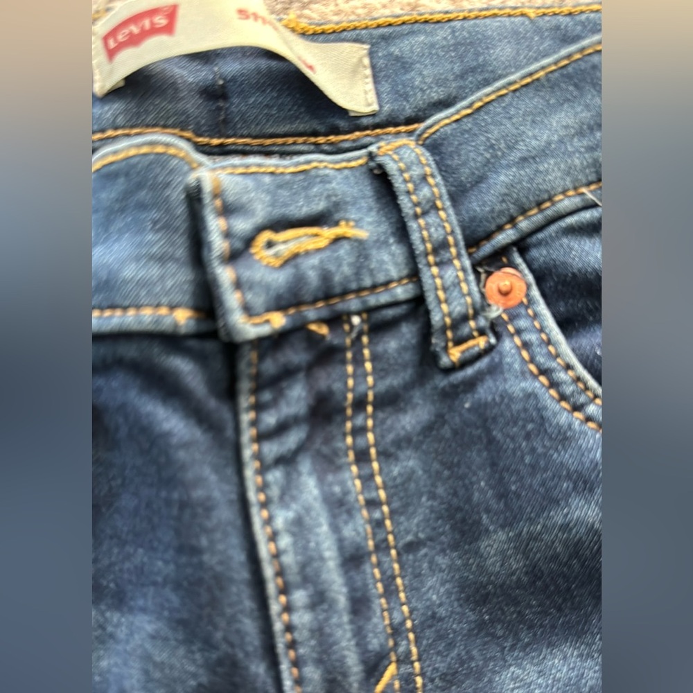Levi’s - Picture 5 of 5